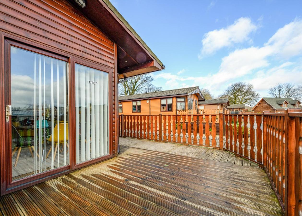 South Lakeland Leisure Village Hornby  Exterior photo